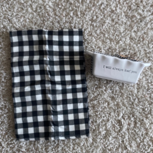 *NEW*  Mud Pie  "Always Loaf You" Mini Loaf Pan & Towel Set - Picture 4 of 5